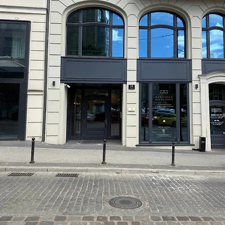 Lux Wiedenska Food Hall & Parking 公寓